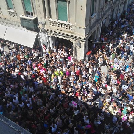 B&B La Terrazza Sul Duomo Ρέτζιο ντι Καλάμπρια Εξωτερικό φωτογραφία
